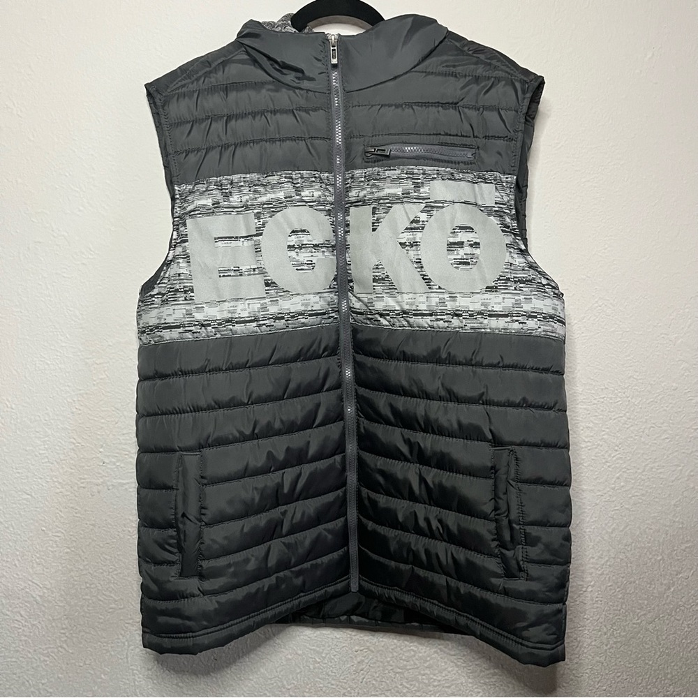 MEN’S ECHO UNLTD HOODED PUFFER VEST
